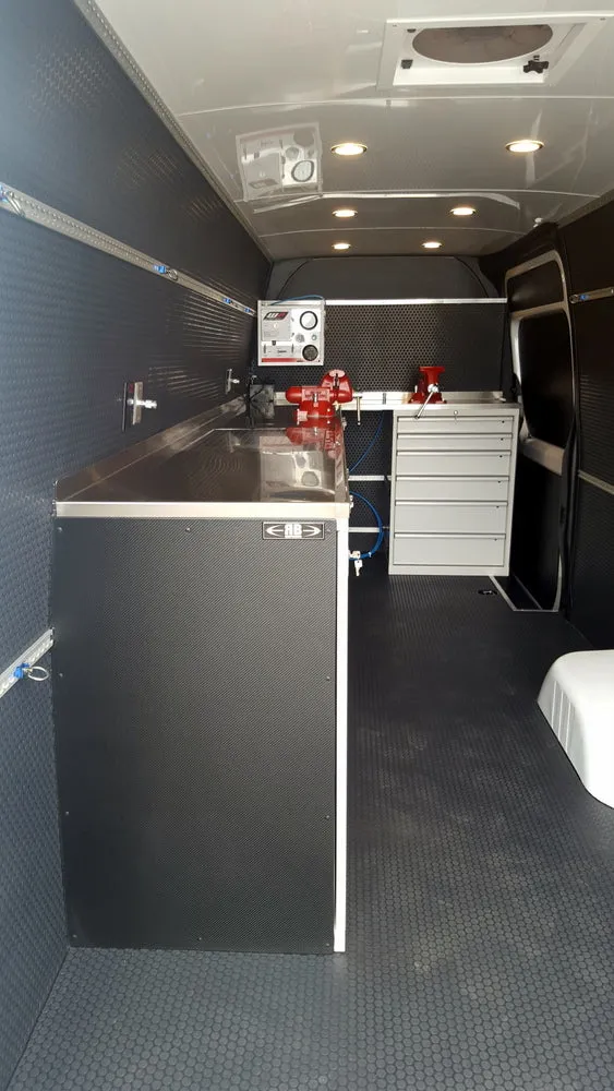KTM-WP Shop Van