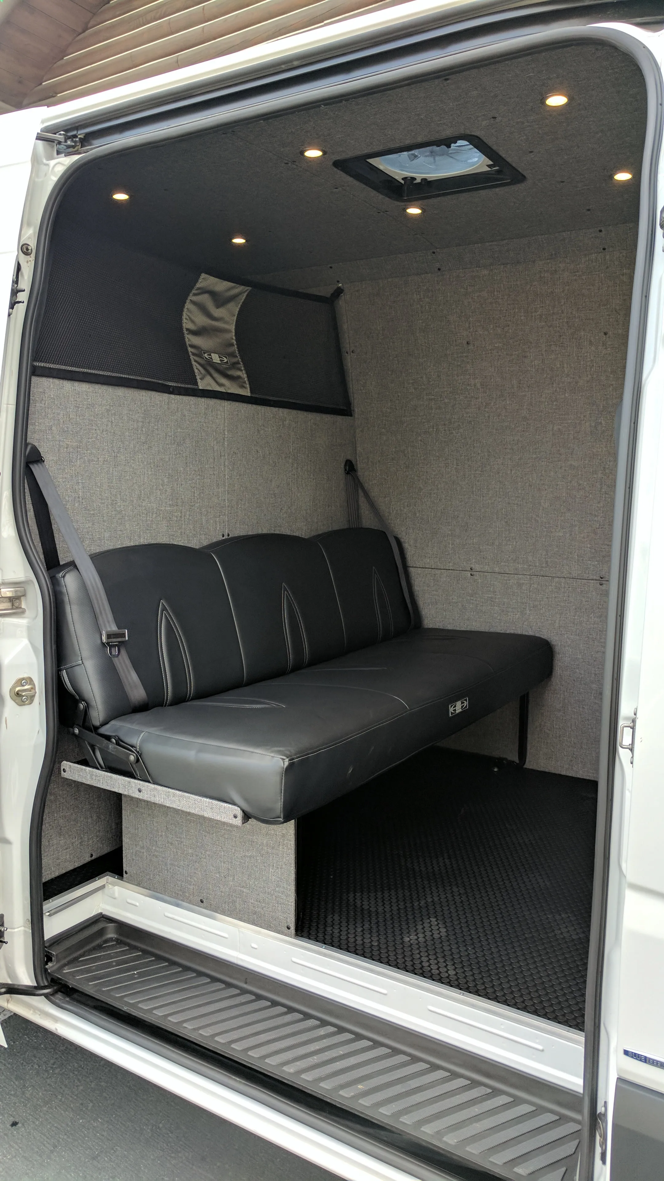 RB Gear Hauler Van CH - 170" 2x4